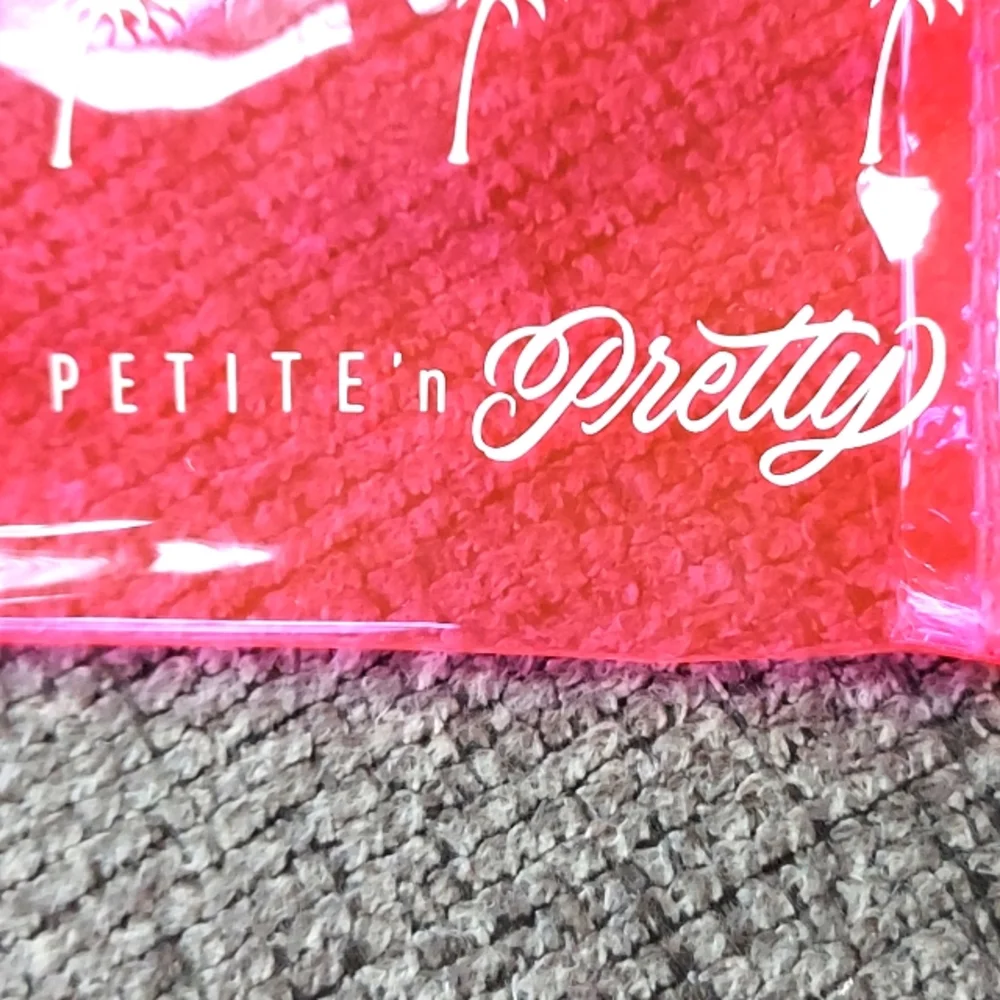 Makeup 💄 bag - Picture 3 of 3